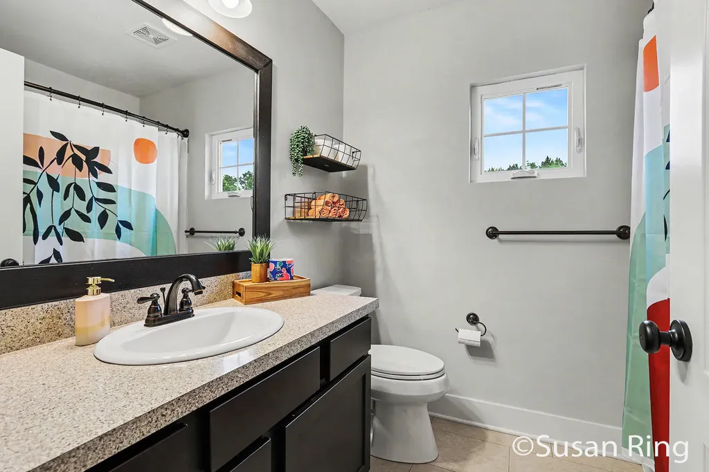 3769 Walnut Springs Drive NE Grand Rapids Charter Township MI 49525