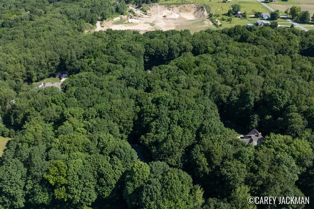 2111 Woodley Creek Court NW Alpine Township MI 49321