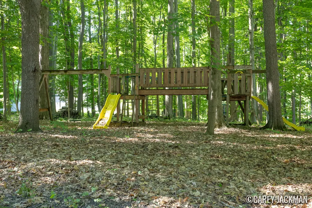2111 Woodley Creek Court NW Alpine Township MI 49321