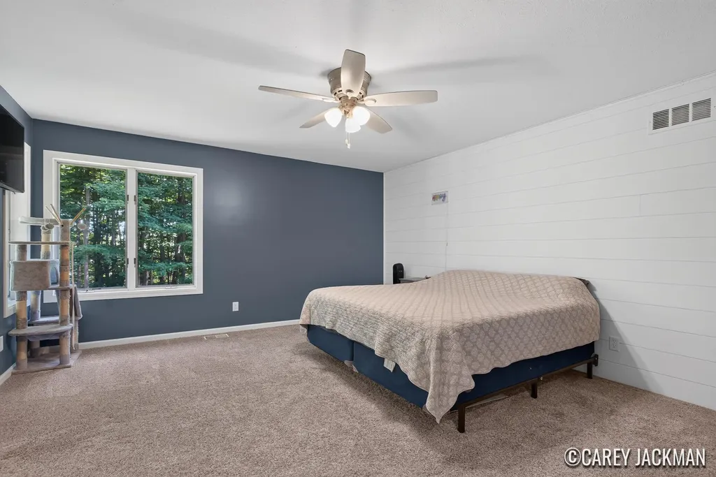 2111 Woodley Creek Court NW Alpine Township MI 49321