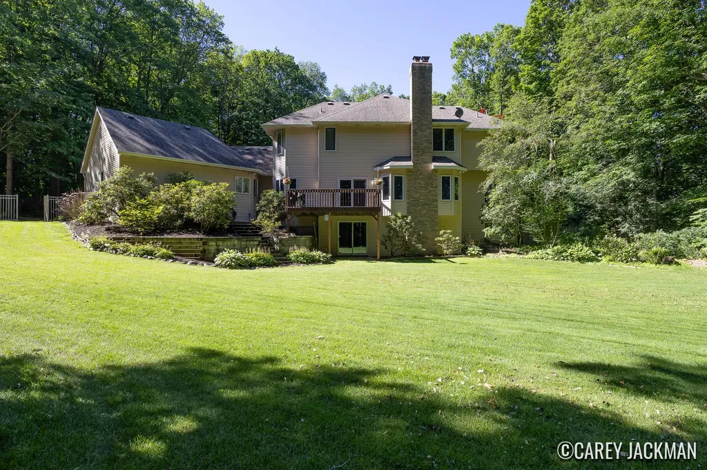 2111 Woodley Creek Court NW Alpine Township MI 49321