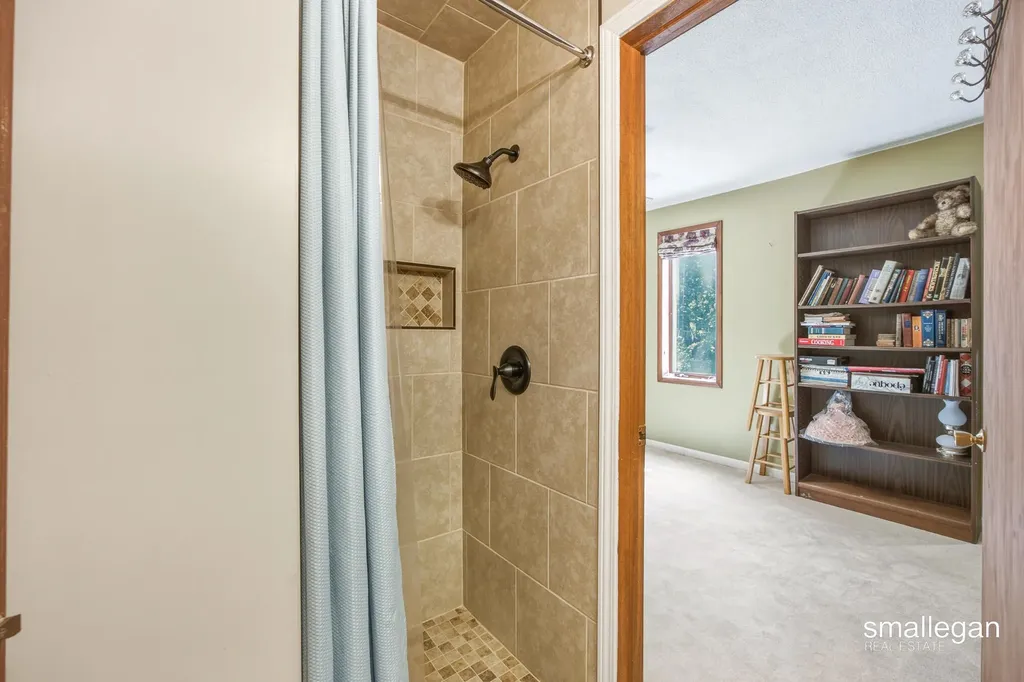 14960 White Creek Avenue NE Solon Township MI 49319