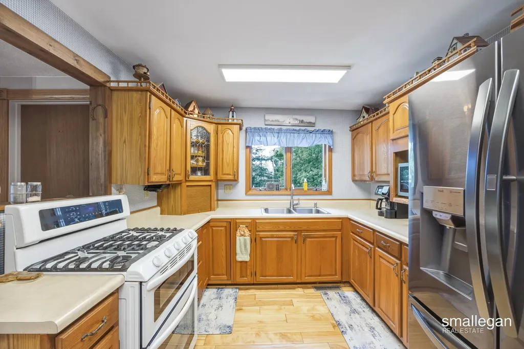 14960 White Creek Avenue NE Solon Township MI 49319