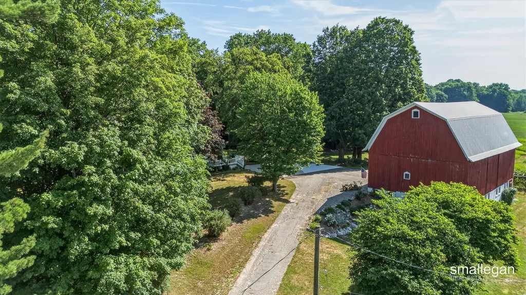 14960 White Creek Avenue NE Solon Township MI 49319