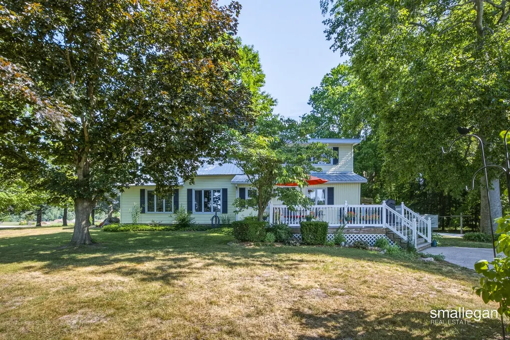 14960 White Creek Avenue NE Solon Township MI 49319