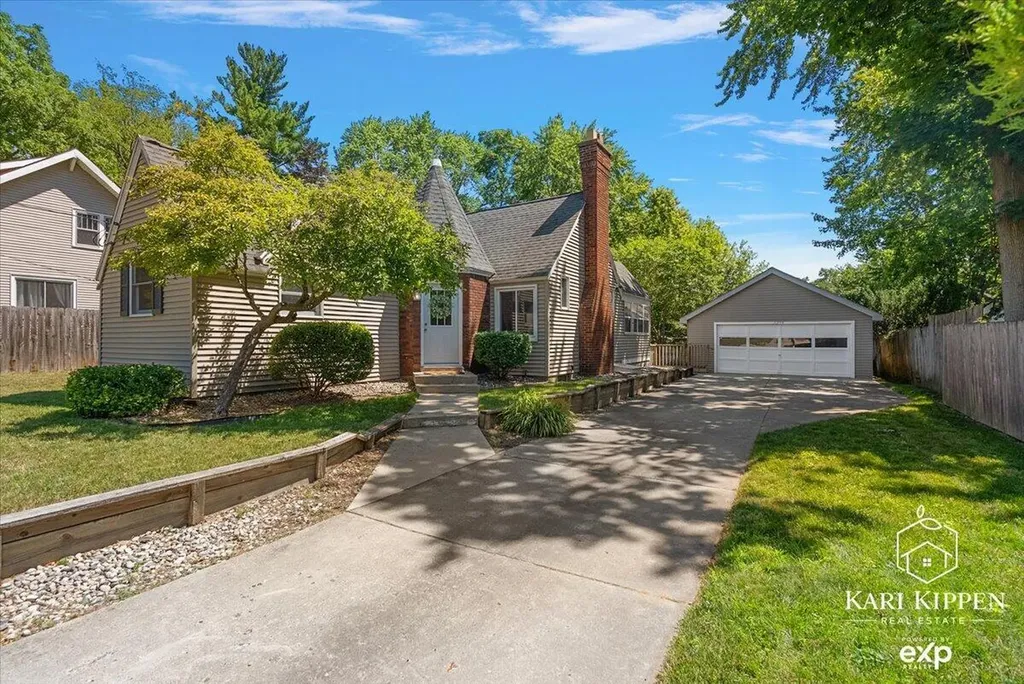 3254 Townsend Avenue NE Grand Rapids City MI 49525