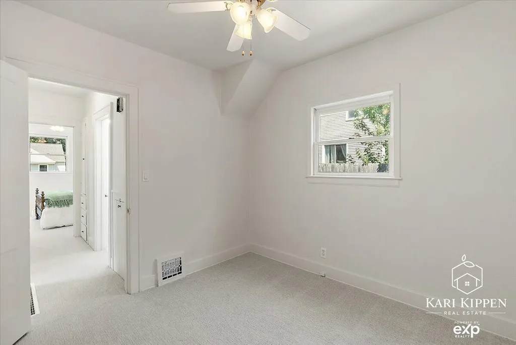 3254 Townsend Avenue NE Grand Rapids City MI 49525