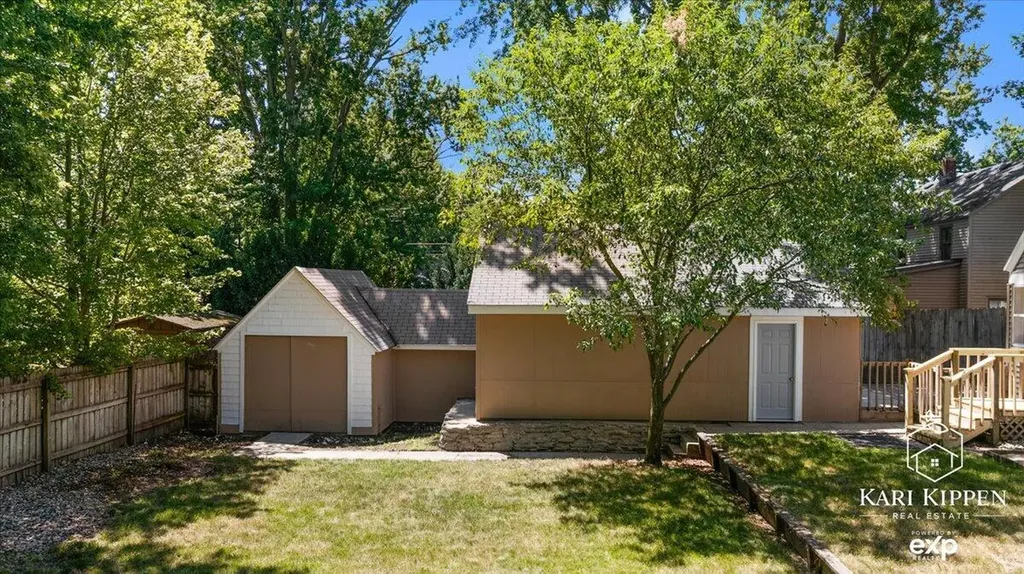 3254 Townsend Avenue NE Grand Rapids City MI 49525