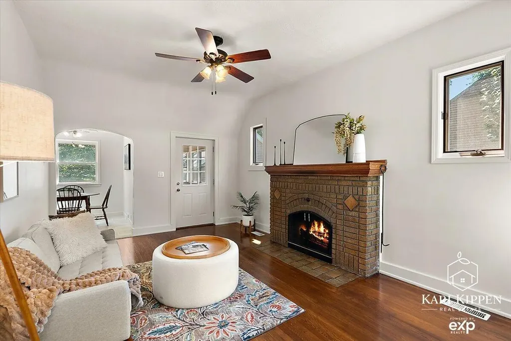 3254 Townsend Avenue NE Grand Rapids City MI 49525