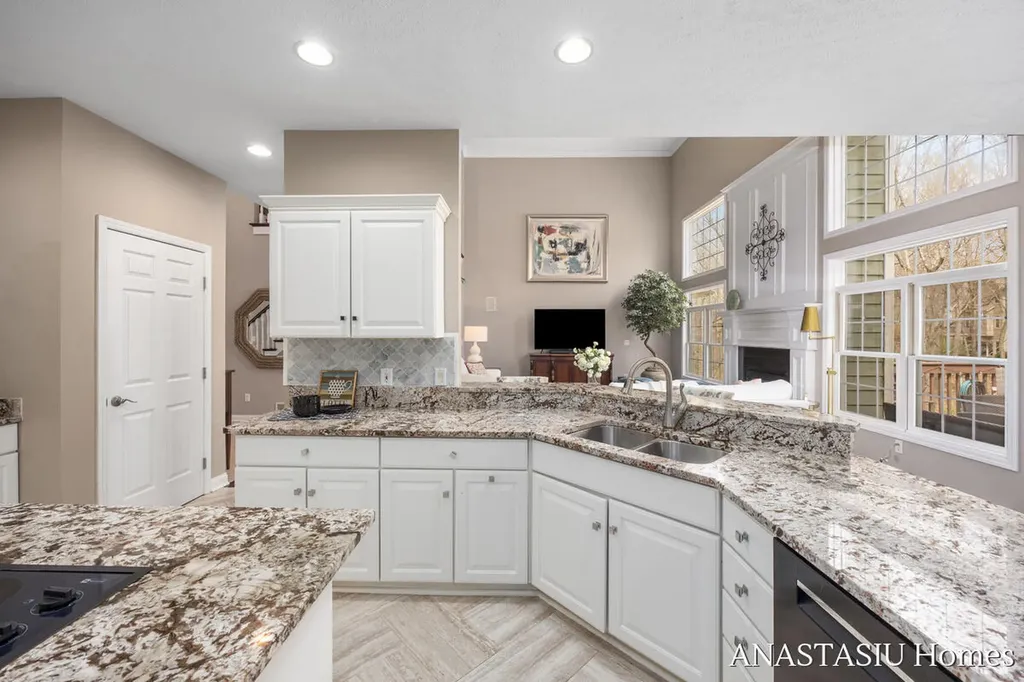 7023 Dunloe Cannon Township MI 49306