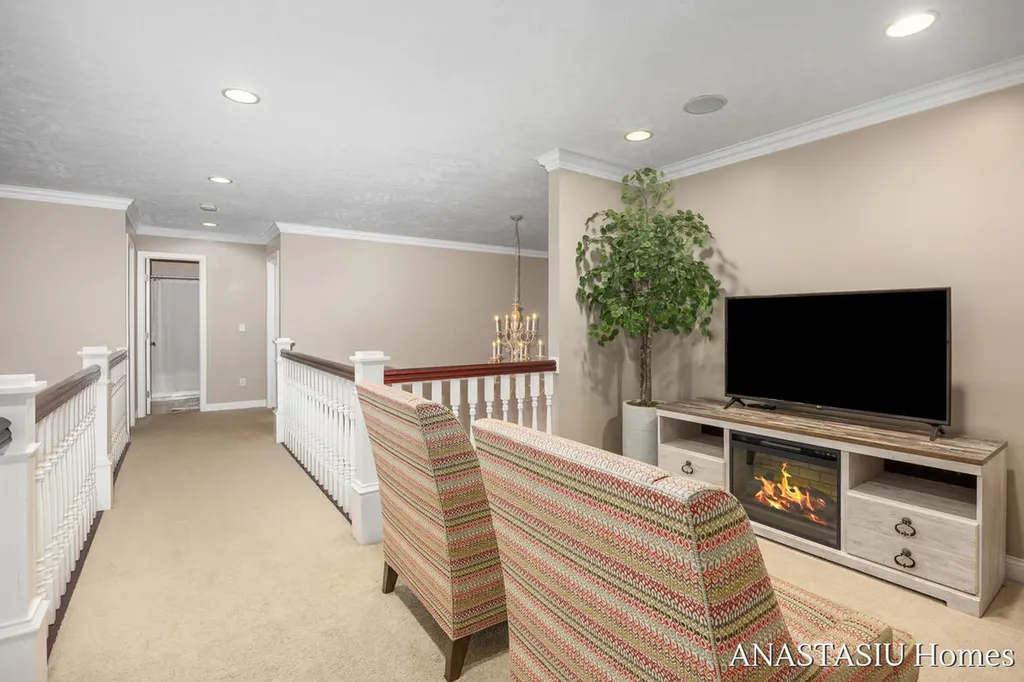 7023 Dunloe Cannon Township MI 49306