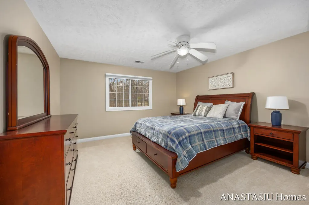 7023 Dunloe Cannon Township MI 49306