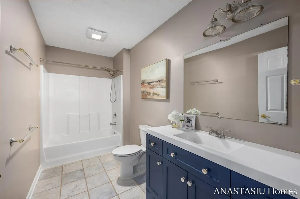 7023 Dunloe Cannon Township MI 49306