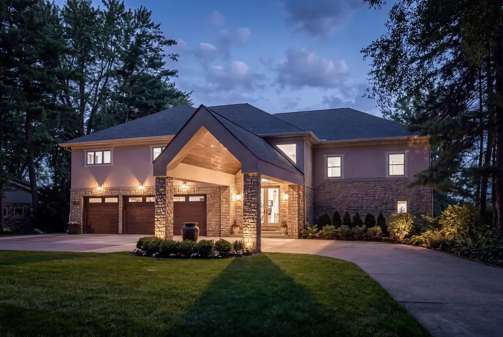 9233 Tan Bay Street Commerce Charter Township MI 48382