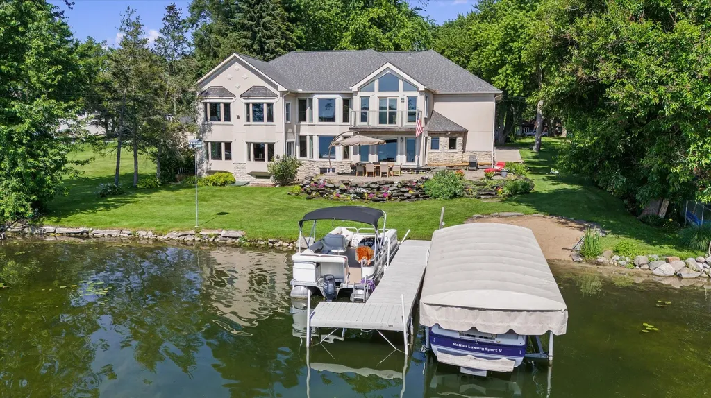 9233 Tan Bay Street Commerce Charter Township MI 48382
