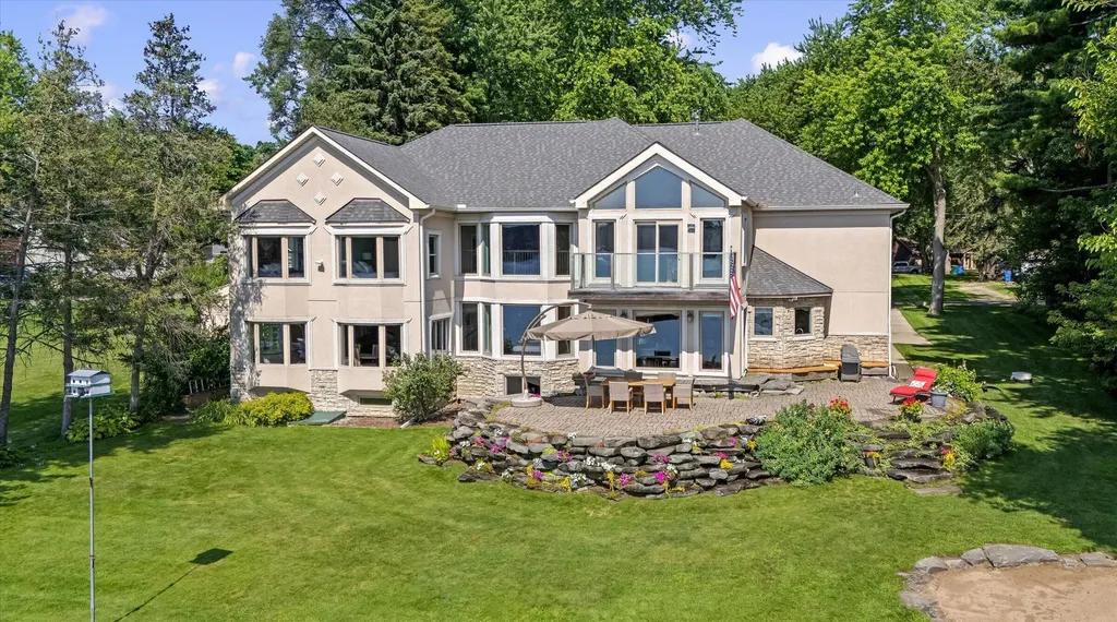 9233 Tan Bay Street Commerce Charter Township MI 48382