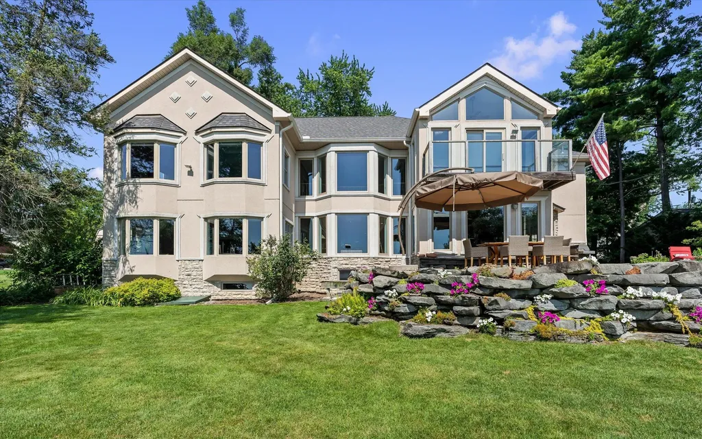 9233 Tan Bay Street Commerce Charter Township MI 48382