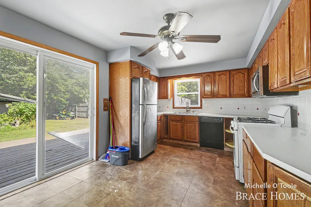 5409 Madison Avenue SE Kentwood City MI 49548