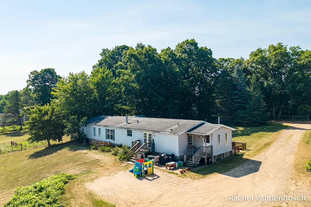 8456 Centerline Road Keene Township MI 48881