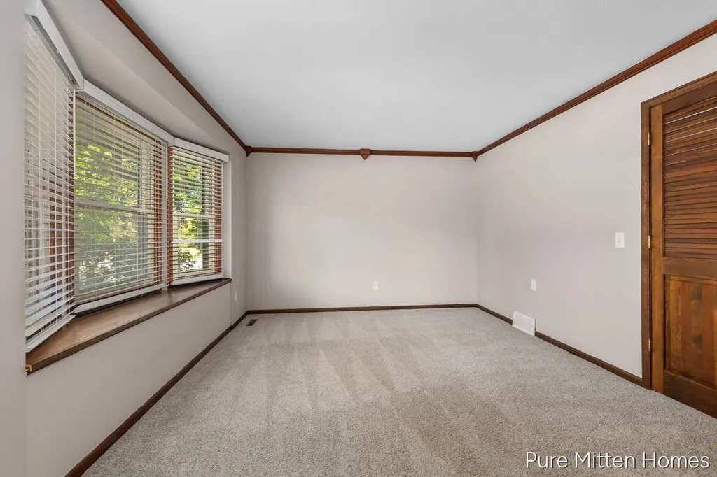 2047 Wolfboro Drive SE Kentwood City MI 49508