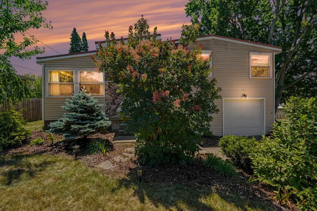 2110 Floyd Street SW Wyoming City MI 49519
