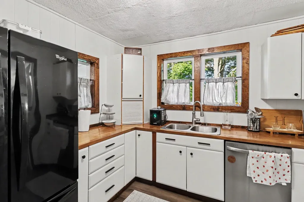 2294 Nashville Road Hastings Charter Township MI 49058