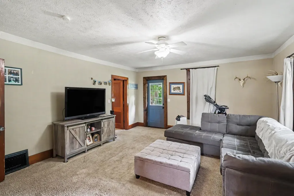 2294 Nashville Road Hastings Charter Township MI 49058