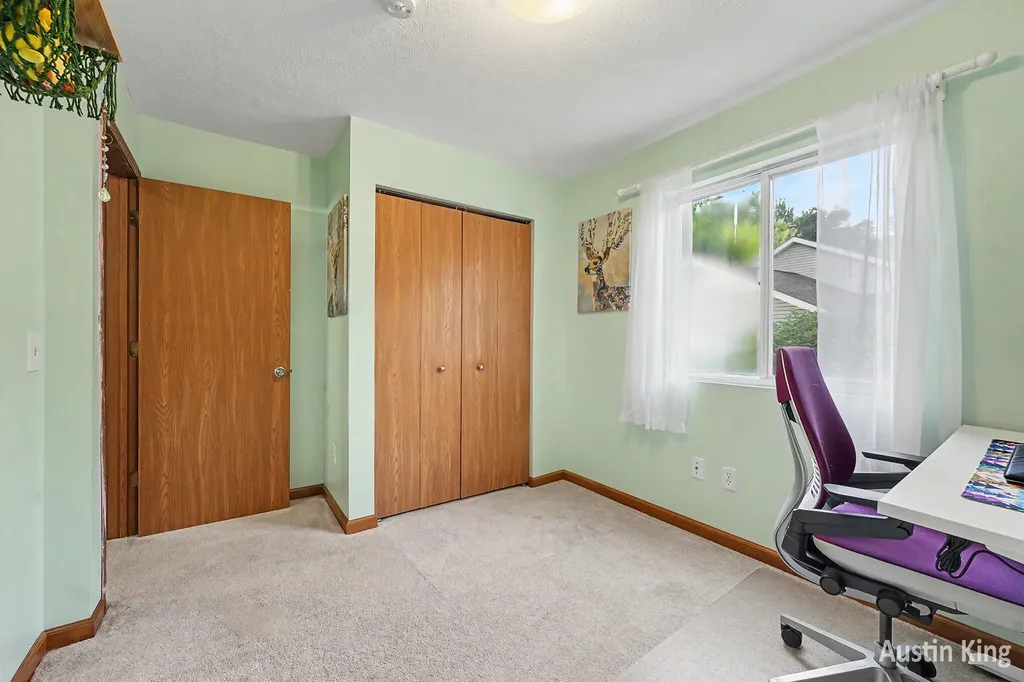 1350 Trailside Court NW Grand Rapids City MI 49504
