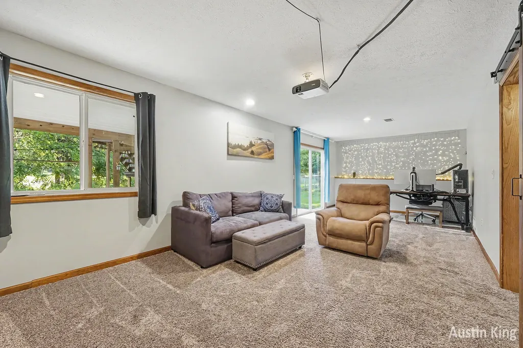 1350 Trailside Court NW Grand Rapids City MI 49504