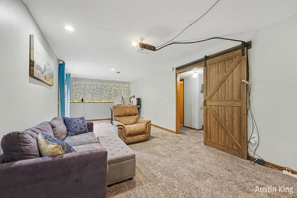 1350 Trailside Court NW Grand Rapids City MI 49504