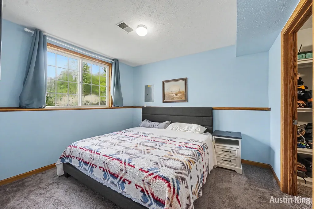 1350 Trailside Court NW Grand Rapids City MI 49504