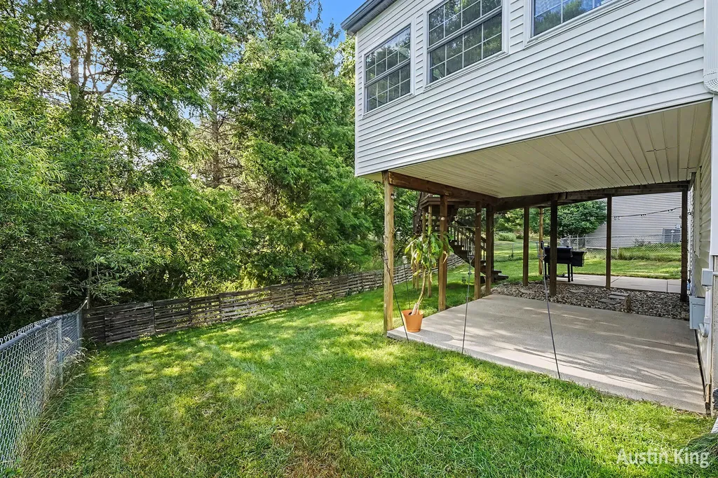 1350 Trailside Court NW Grand Rapids City MI 49504