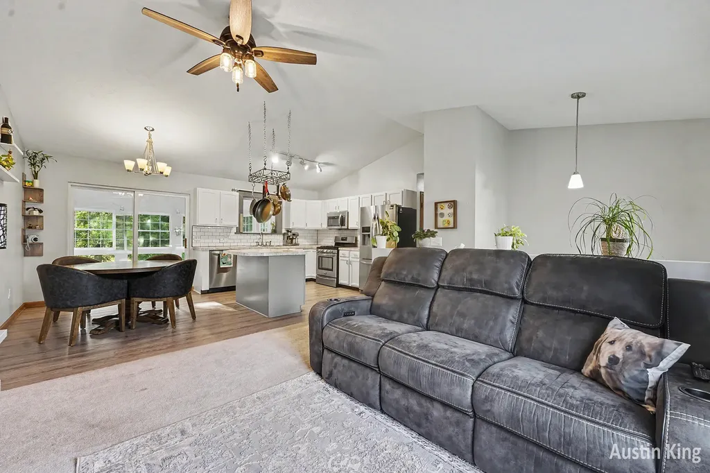 1350 Trailside Court NW Grand Rapids City MI 49504
