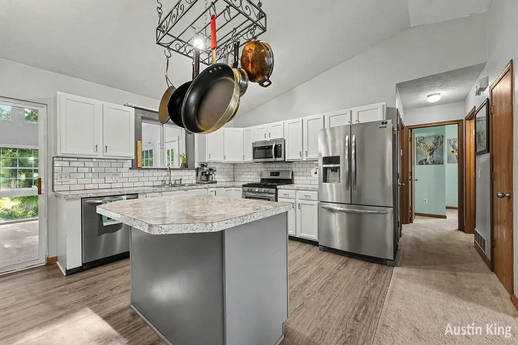 1350 Trailside Court NW Grand Rapids City MI 49504