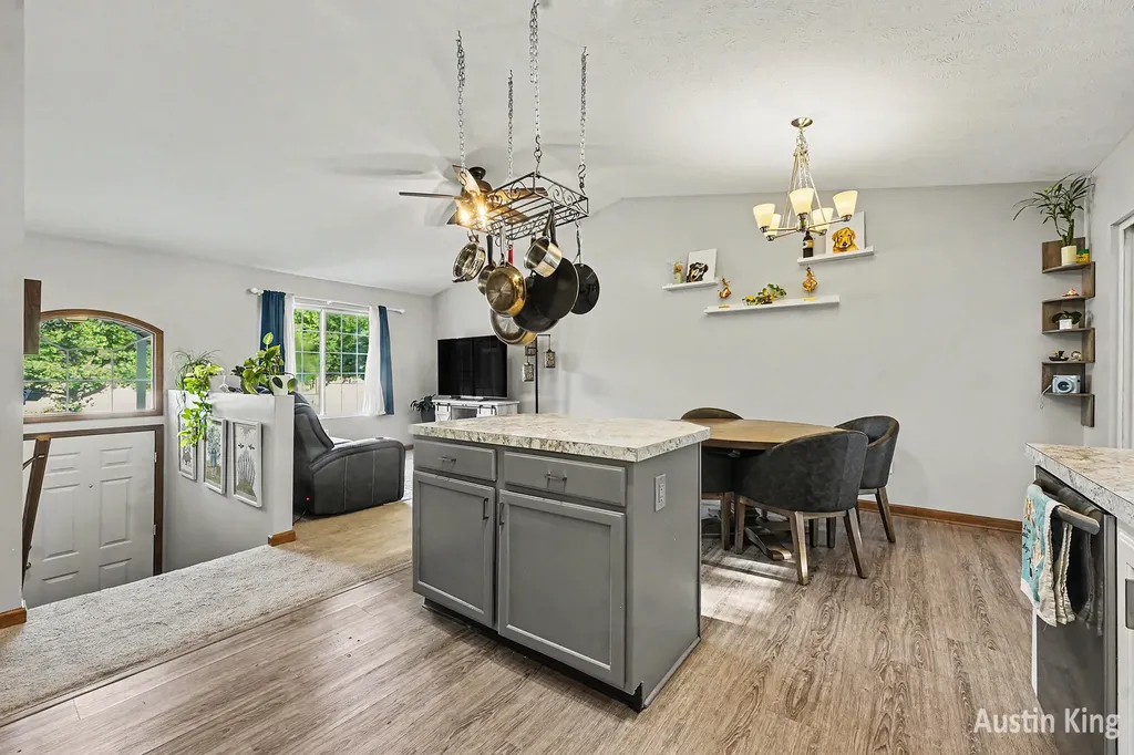1350 Trailside Court NW Grand Rapids City MI 49504