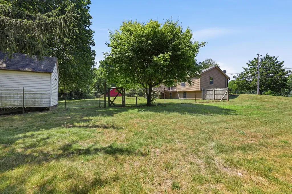838 24th Avenue Jamestown Charter Township MI 49426