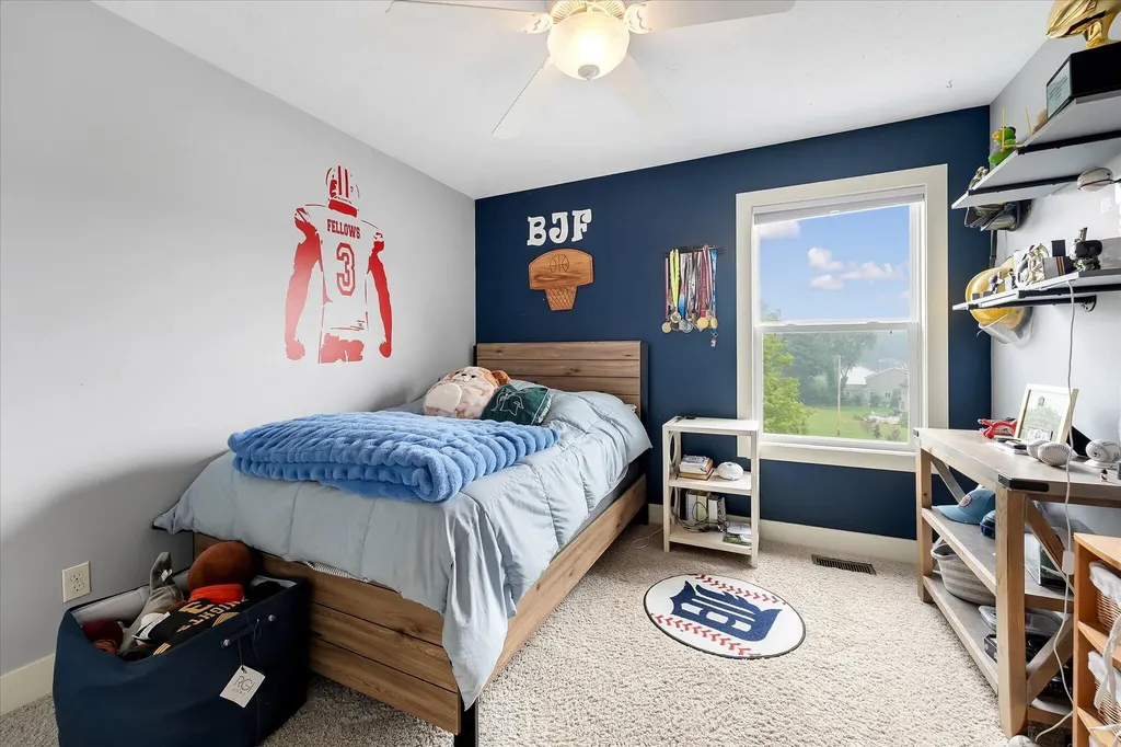 8911 Hopewell Drive NE Algoma Township MI 49341