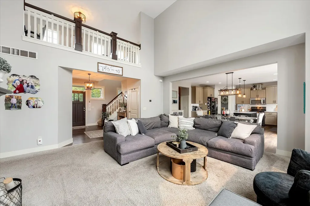 8911 Hopewell Drive NE Algoma Township MI 49341