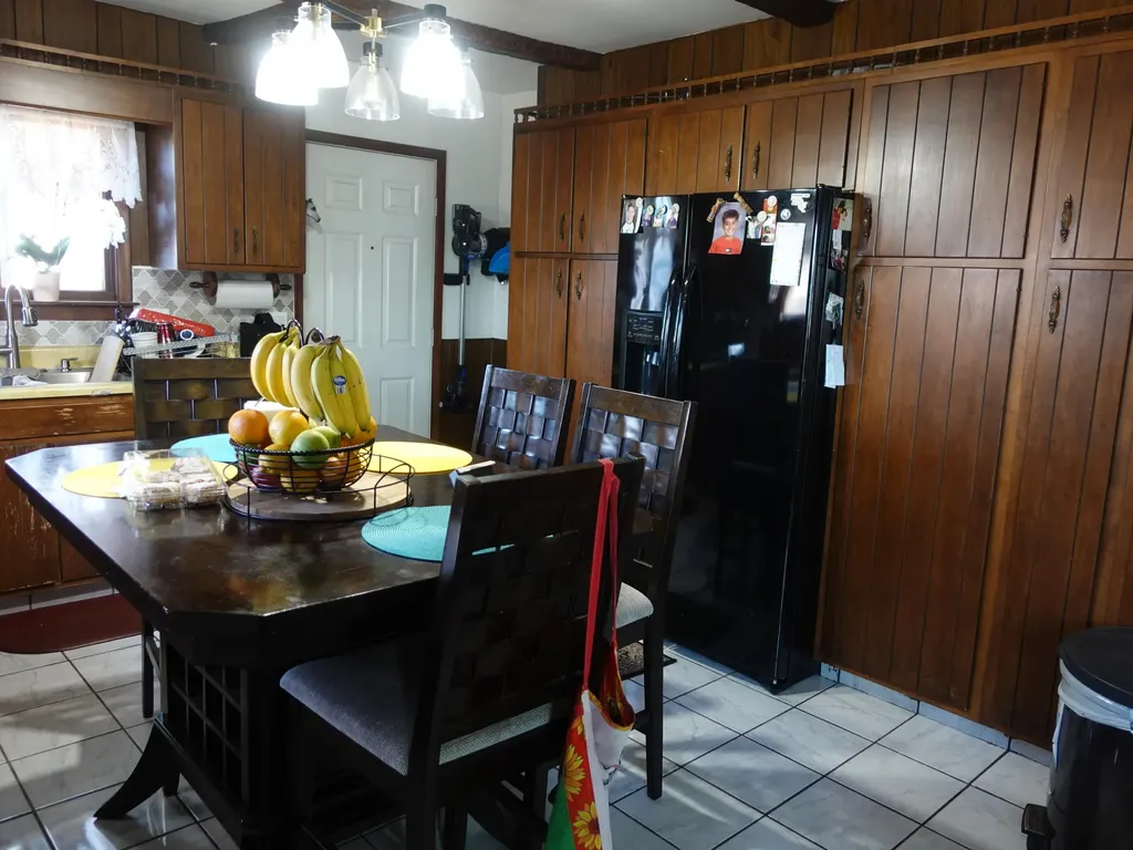 1620 Burlingame Avenue SW Wyoming City MI 49509