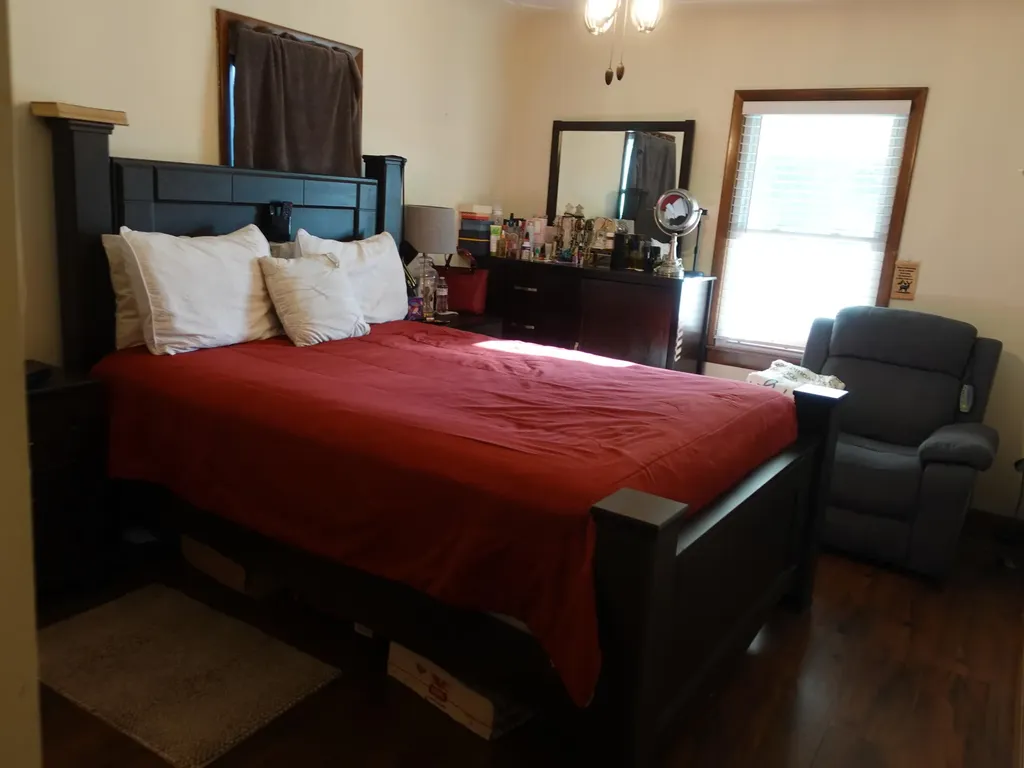 1620 Burlingame Avenue SW Wyoming City MI 49509