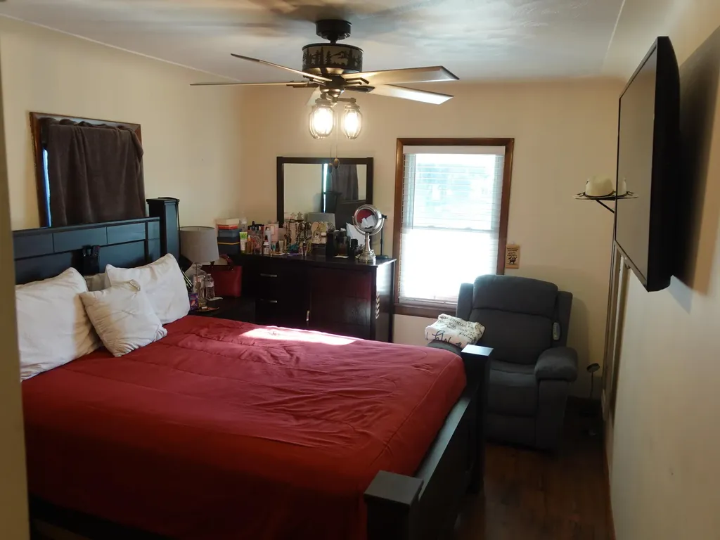 1620 Burlingame Avenue SW Wyoming City MI 49509