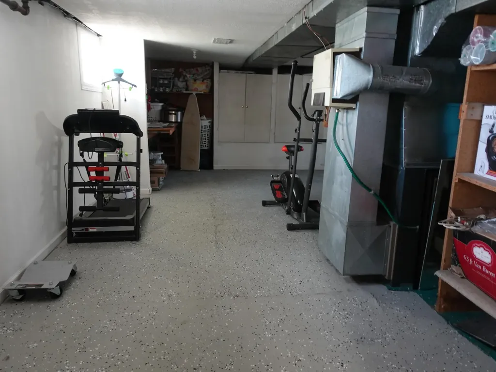 1620 Burlingame Avenue SW Wyoming City MI 49509