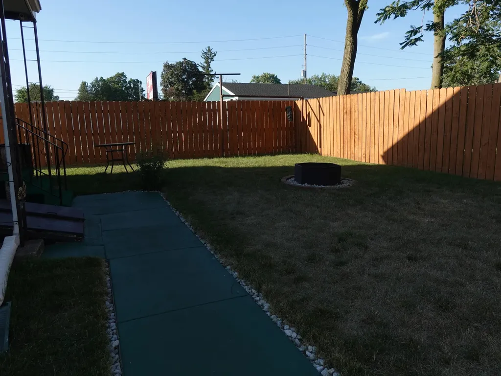 1620 Burlingame Avenue SW Wyoming City MI 49509