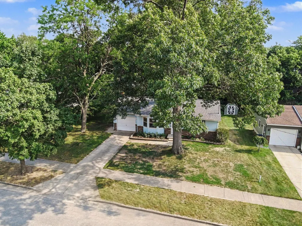1726 6th Street NW Grand Rapids City MI 49504