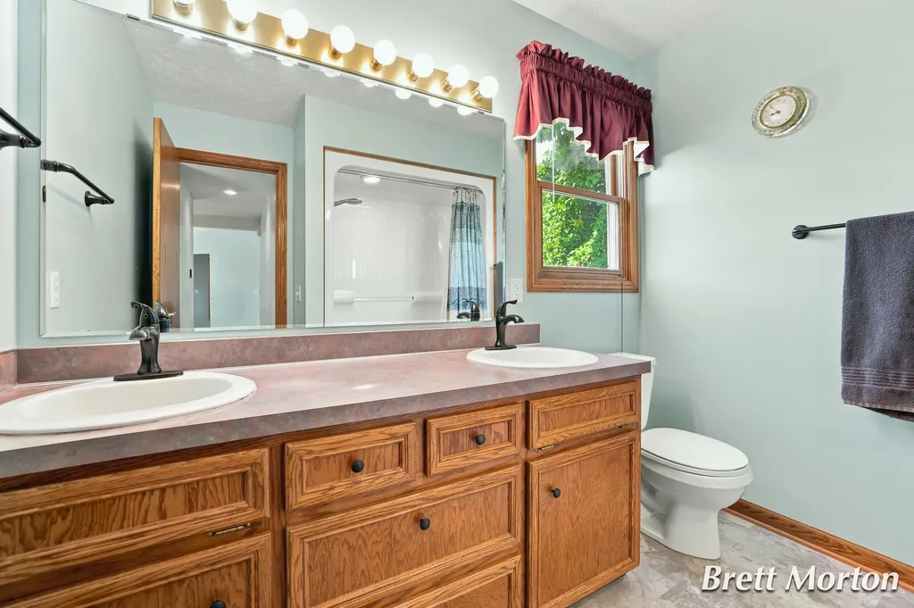 7734 Park Ridge Drive SW Georgetown Charter Township MI 49428