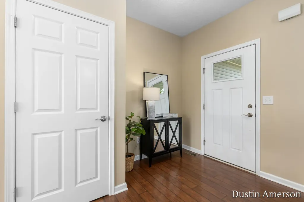 5814 Sage River Court SW Wyoming City MI 49418