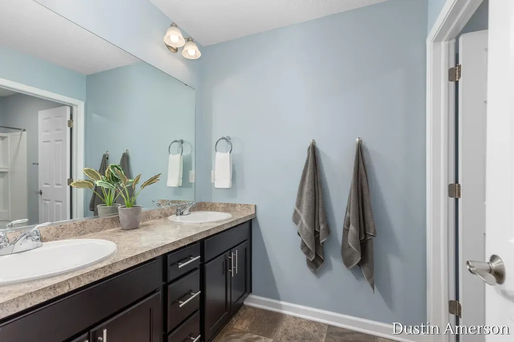 5814 Sage River Court SW Wyoming City MI 49418
