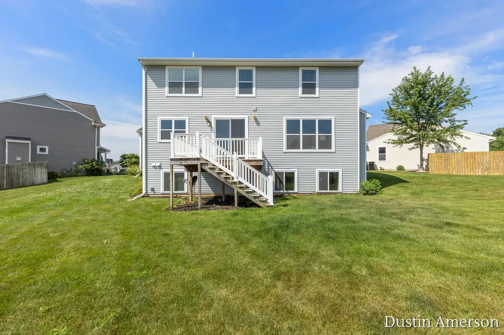 5814 Sage River Court SW Wyoming City MI 49418