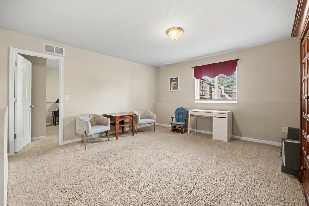 11157 Meadow Wood Circle Eureka Township MI 48838