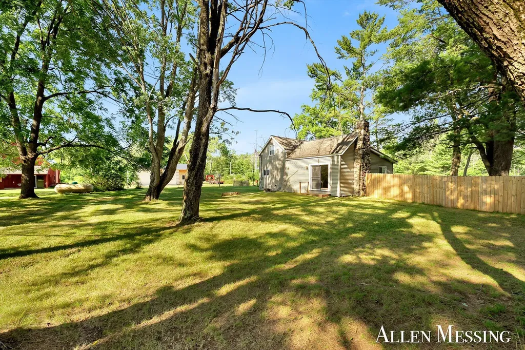 769 S Pine Avenue Everett Township MI 49349